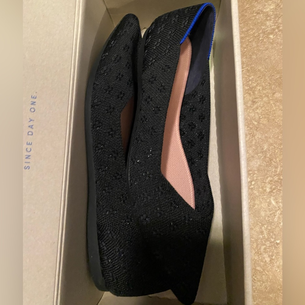 Black shimmer Rothys The Point NWB size 8